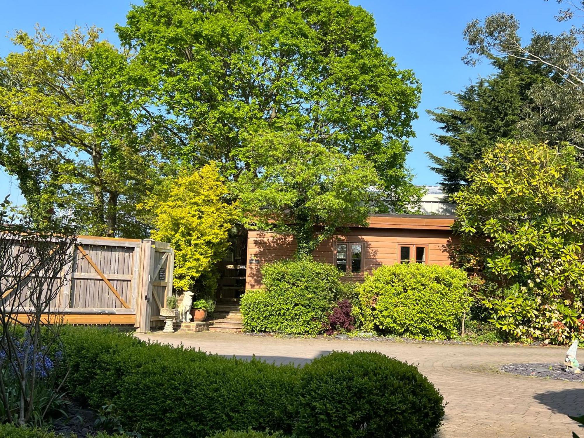 Amber Lodge Hickstead-A 柏杰斯丘 外观 照片
