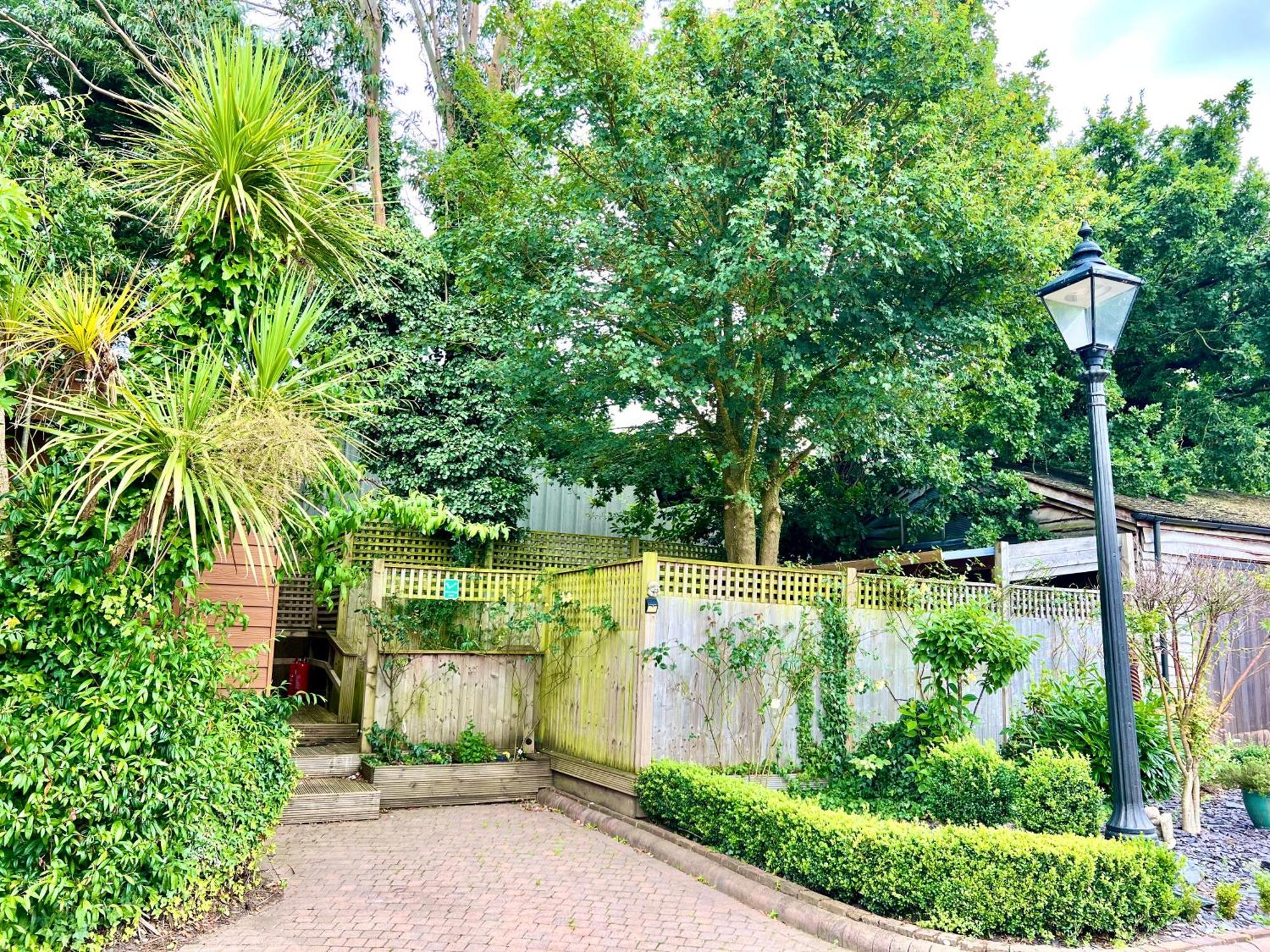 Amber Lodge Hickstead-A 柏杰斯丘 外观 照片